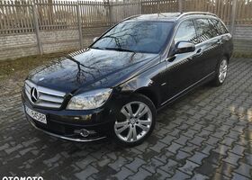 Мерседес Ц-Класс 2008 в Европе на Automoto.ua Черный Мерседес Ц-Класс, объемом двигателя 1 л и пробегом 227 тыс. км за 28500 $, фото 9 на Automoto.ua