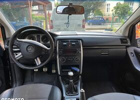 Мерседес Б-класс 2006 в Европе на Automoto.ua Черный Мерседес Б-класс, объемом двигателя 1 л и пробегом 265 тыс. км за 2422 $, фото 4 на Automoto.ua