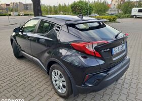 Тойота C-HR, об'ємом двигуна 1.99 л та пробігом 38 тис. км за 22246 $, фото 2 на Automoto.ua