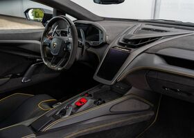 Ламборджини Revuelto 2025 в Европе на Automoto.ua Красный Ламборджини Revuelto, объемом двигателя 6.5 л и пробегом 3 тыс. км за 816664 $, фото 6 на Automoto.ua
