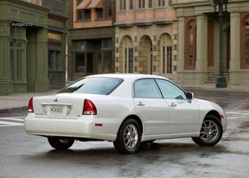 Мицубиси Диамант, Седан 1996 - 2005 II 3.5 i V6 24V AT (208 Hp)