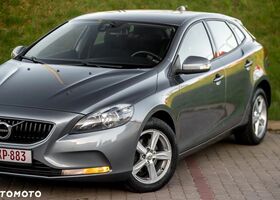 Вольво В40, объемом двигателя 1.97 л и пробегом 240 тыс. км за 9266 $, фото 1 на Automoto.ua