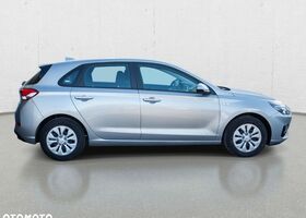 Хендай i30, объемом двигателя 1.5 л и пробегом 45 тыс. км за 13369 $, фото 4 на Automoto.ua