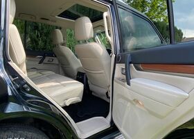 Мицубиси Паджеро 2009 в Европе на Automoto.ua Черный Мицубиси Паджеро, объемом двигателя 3.2 л и пробегом 85 тыс. км за 26803 $, фото 17 на Automoto.ua