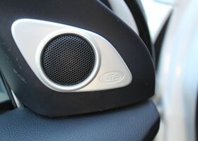 Мицубиси Аутлендер 2010 в Европе на Automoto.ua Белый Мицубиси Аутлендер, объемом двигателя 2.18 л и пробегом 273 тыс. км за 8159 $, фото 34 на Automoto.ua
