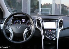 Хендай i30, объемом двигателя 1.4 л и пробегом 148 тыс. км за 7451 $, фото 25 на Automoto.ua