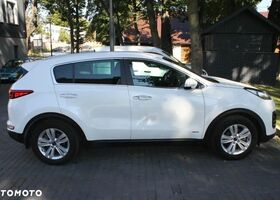 Киа Sportage, объемом двигателя 1.59 л и пробегом 78 тыс. км за 18575 $, фото 5 на Automoto.ua