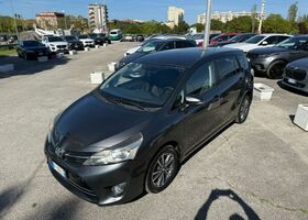 Тойота Версо 2015 у Європі на Automoto.ua Чорний Тойота Версо, об'ємом двигуна 1.6 л та пробігом 175 тис. км за 10025 $, фото 1 на Automoto.ua