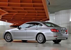 БМВ 5 Серія, Седан 2010 - н.в. 525d xDrive (F10)