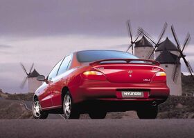 Хендай Лантра, Седан 1995 - 2000 1.8 16V