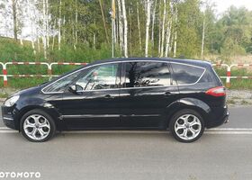 Форд С-Макс, объемом двигателя 2 л и пробегом 168 тыс. км за 10778 $, фото 2 на Automoto.ua