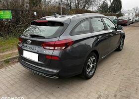 Хендай i30, объемом двигателя 1 л и пробегом 30 тыс. км за 9503 $, фото 3 на Automoto.ua