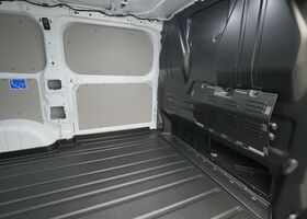 Форд Транзит Кастом 2025 в Европе на Automoto.ua Форд Транзит Кастом, объемом двигателя 2.49 л и пробегом 10 тыс. км за 41347 $, фото 13 на Automoto.ua
