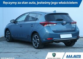 Тойота Аурис, объемом двигателя 1.6 л и пробегом 127 тыс. км за 12527 $, фото 4 на Automoto.ua