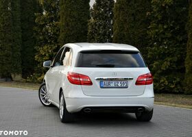 Мерседес Б-клас 2014 у Європі на Automoto.ua Білий Мерседес Б-клас, об'ємом двигуна 2.14 л та пробігом 206 тис. км за 9662 $, фото 14 на Automoto.ua