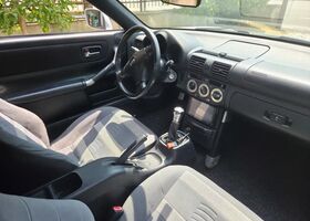 Тойота МР2 2001 в Европе на Automoto.ua Серебряный Тойота МР2, объемом двигателя 0 л и пробегом 180 тыс. км за 13921 $, фото 3 на Automoto.ua