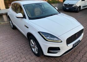 Белый Ягуар E-Pace, объемом двигателя 1.5 л и пробегом 29 тыс. км за 41828 $, фото 2 на Automoto.ua