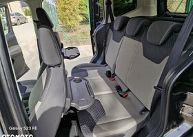 Форд Tourneo Courier, объемом двигателя 1 л и пробегом 160 тыс. км за 7127 $, фото 19 на Automoto.ua