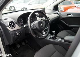 Мерседес Б-клас 2015 у Європі на Automoto.ua Сірий Мерседес Б-клас, об'ємом двигуна 1 л та пробігом 163 тис. км за 9662 $, фото 7 на Automoto.ua