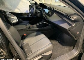 Пежо 308, объемом двигателя 1.2 л и пробегом 35 тыс. км за 16798 $, фото 4 на Automoto.ua