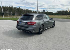 Мерседес Ц-Класс 2018 в Европе на Automoto.ua Серый Мерседес Ц-Класс, объемом двигателя 1 л и пробегом 235 тыс. км за 19855 $, фото 2 на Automoto.ua