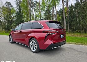 Тойота Сієнна, об'ємом двигуна 2.5 л та пробігом 19 тис. км за 64363 $, фото 2 на Automoto.ua