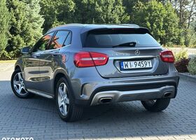 Мерседес ГЛА-Клас 2015 у Європі на Automoto.ua Сірий Мерседес ГЛА-Клас, об'ємом двигуна 1 л та пробігом 177 тис. км за 17434 $, фото 14 на Automoto.ua