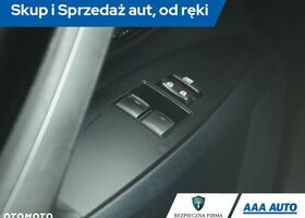 Тойота Авенсіс, об'ємом двигуна 1.6 л та пробігом 85 тис. км за 9071 $, фото 13 на Automoto.ua