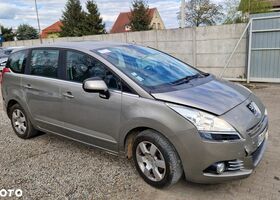 Пежо 5008, объемом двигателя 1.56 л и пробегом 240 тыс. км за 3218 $, фото 1 на Automoto.ua