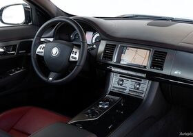Ягуар ХФ, Седан 2007 - н.в. 4.2 V8 (298)