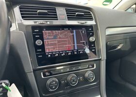 Фольксваген Гольф 2018 у Європі на Automoto.ua Фольксваген Гольф, об'ємом двигуна 1 л та пробігом 211 тис. км за 7450 $, фото 13 на Automoto.ua