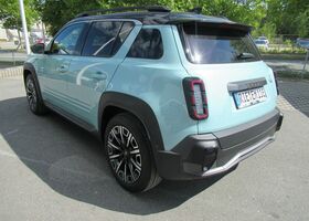 Рено R 4 2025 в Европе на Automoto.ua Зеленый Рено R 4, объемом двигателя 0 л и пробегом 2 тыс. км за 44111 $, фото 12 на Automoto.ua