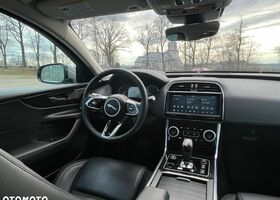 Ягуар XE, объемом двигателя 2 л и пробегом 10 тыс. км за 29784 $, фото 28 на Automoto.ua