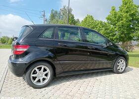 Мерседес Б-класс 2007 в Европе на Automoto.ua Черный Мерседес Б-класс, объемом двигателя 1 л и пробегом 218 тыс. км за 2904 $, фото 6 на Automoto.ua