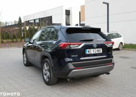 Тойота РАВ 4, об'ємом двигуна 2.49 л та пробігом 108 тис. км за 27192 $, фото 4 на Automoto.ua