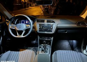 Фольксваген Tiguan Allspace, объемом двигателя 1.5 л и пробегом 15 тыс. км за 37241 $, фото 3 на Automoto.ua