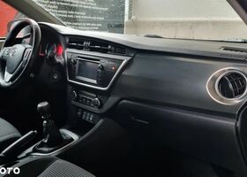 Тойота Ауріс, об'ємом двигуна 1.6 л та пробігом 141 тис. км за 9914 $, фото 10 на Automoto.ua