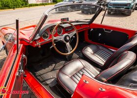 Червоний Альфа Ромео Giulietta, об'ємом двигуна 1.29 л та пробігом 1 тис. км за 81788 $, фото 13 на Automoto.ua