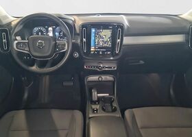 Синий Вольво XC40, объемом двигателя 1.48 л и пробегом 45 тыс. км за 35809 $, фото 8 на Automoto.ua