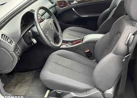 Мерседес ЦЛК-Класс 1999 в Европе на Automoto.ua Серый Мерседес ЦЛК-Класс, объемом двигателя 3.2 л и пробегом 49 тыс. км за 46900 $, фото 16 на Automoto.ua