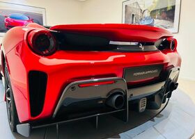 Феррари 488, объемом двигателя 3.9 л и пробегом 4 тыс. км за 736452 $, фото 14 на Automoto.ua