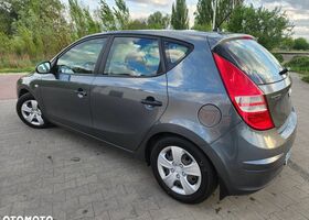 Хендай i30, объемом двигателя 1.4 л и пробегом 175 тыс. км за 3866 $, фото 8 на Automoto.ua