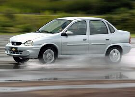 Шевроле Классик, Седан 2004 - н.в. 2.2 i 16V
