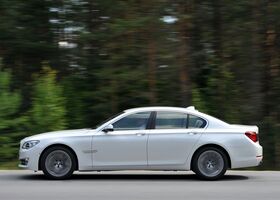 БМВ 7 Серия, Седан 2011 - н.в. (F01) 750i