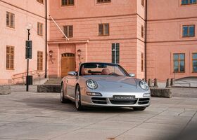 Сірий Порше 911, об'ємом двигуна 3.82 л та пробігом 93 тис. км за 59526 $, фото 25 на Automoto.ua