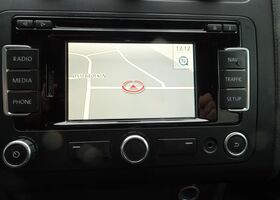 Фольксваген Туран 2014 у Європі на Automoto.ua Чорний Фольксваген Туран, об'ємом двигуна 1.2 л та пробігом 196 тис. км за 10439 $, фото 9 на Automoto.ua