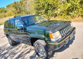 Джип Гранд Чероки 1995 в Европе на Automoto.ua Зеленый Джип Гранд Чероки, объемом двигателя 5.22 л и пробегом 187 тыс. км за 9342 $, фото 9 на Automoto.ua