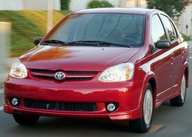 Toyota Echo null на тест-драйве, фото 3