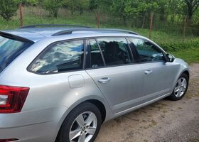 Шкода Октавія, об'ємом двигуна 1.6 л та пробігом 175 тис. км за 10346 $, фото 11 на Automoto.ua