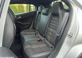 Мерседес ГЛА-Класс 2019 в Европе на Automoto.ua Серый Мерседес ГЛА-Класс, объемом двигателя 1 л и пробегом 88 тыс. км за 20218 $, фото 9 на Automoto.ua